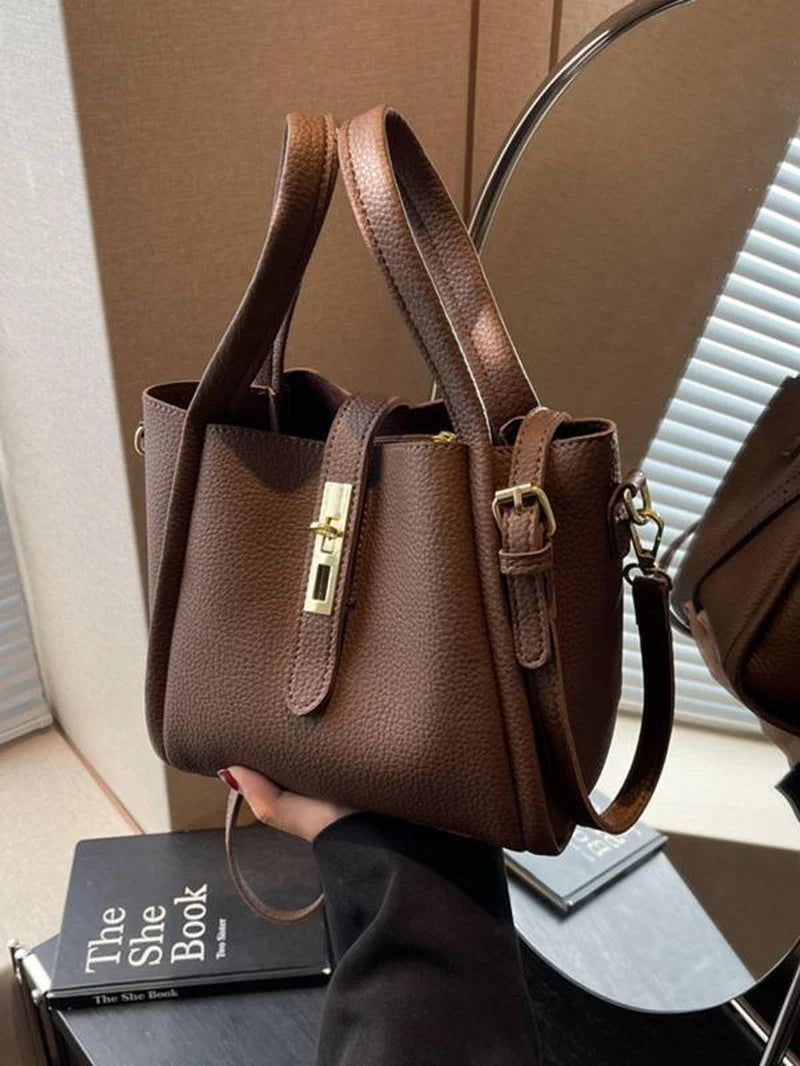 👜 Women’s Faux Leather Bucket Bag – The Everyday Essential